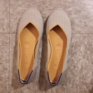 Rothy's Dandelion Flats Size 8